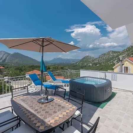 Panoramico With Jacuzzi * Brela