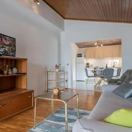 Panoramico With Jacuzzi Apartman