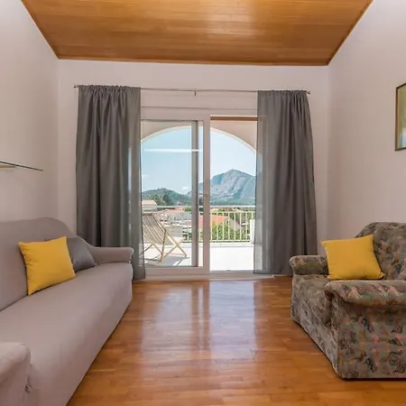 Apartman Panoramico With Jacuzzi